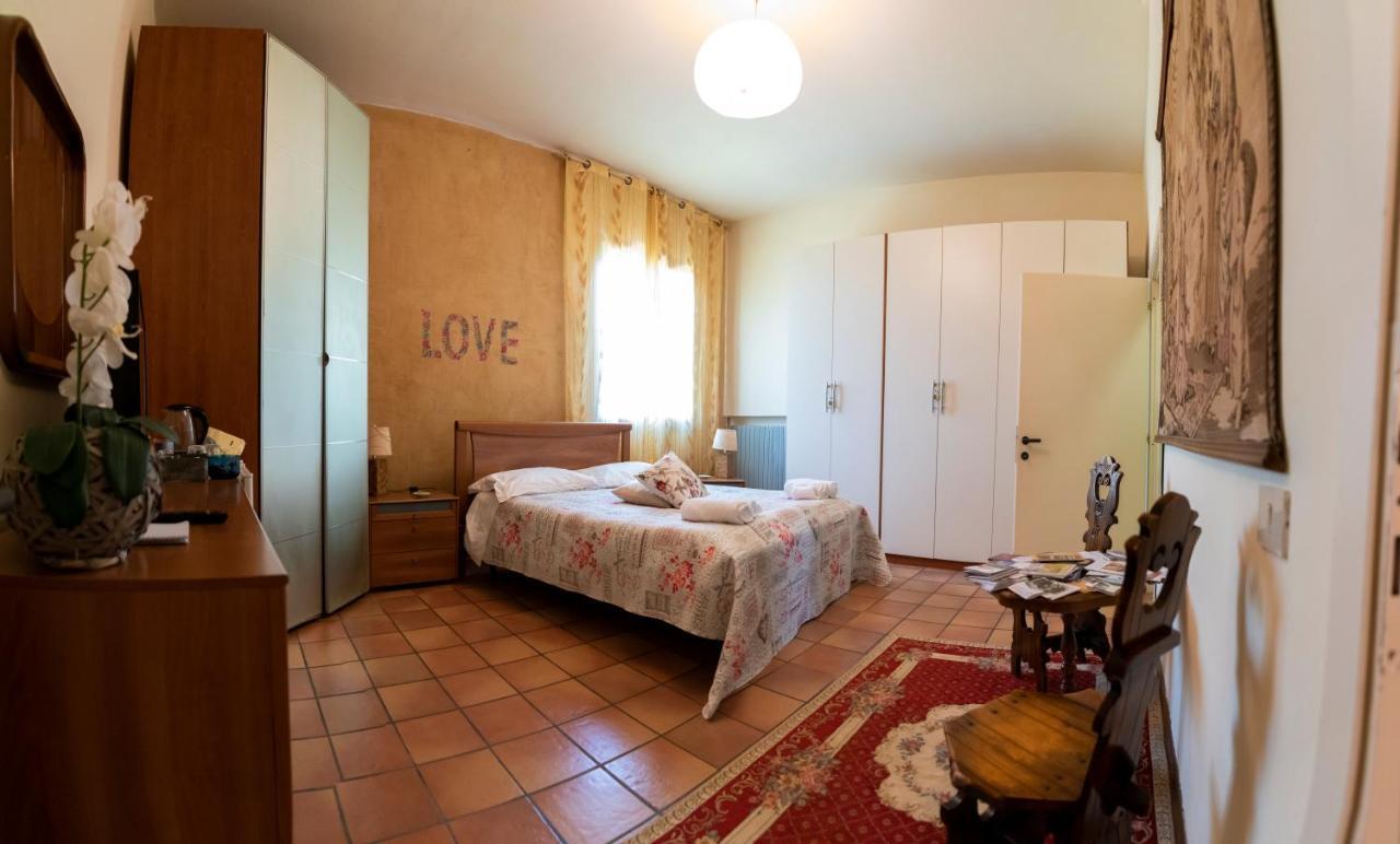 Appartement Hause Megghi à Gambassi Terme Extérieur photo